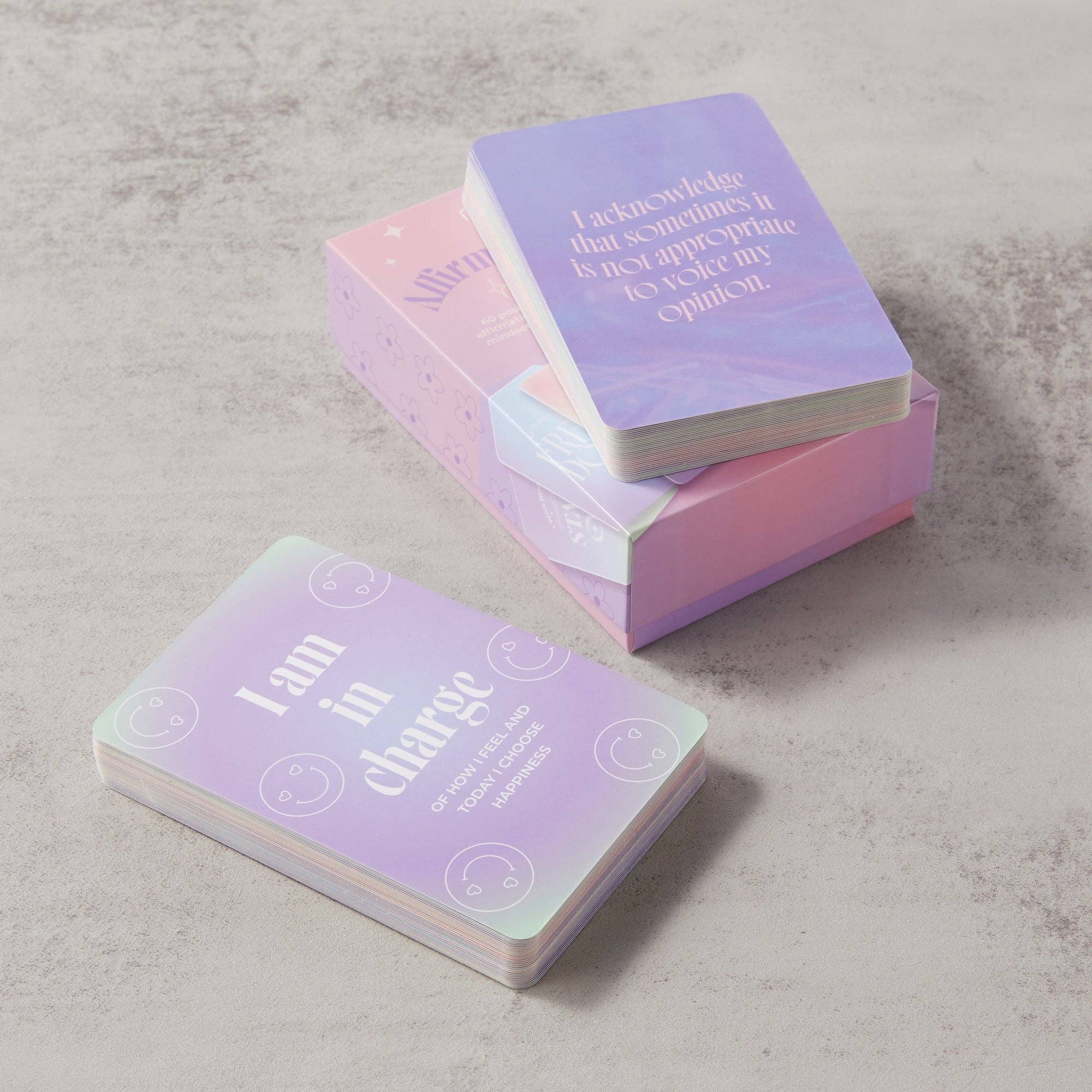 Set of cards with motivational phrases.
