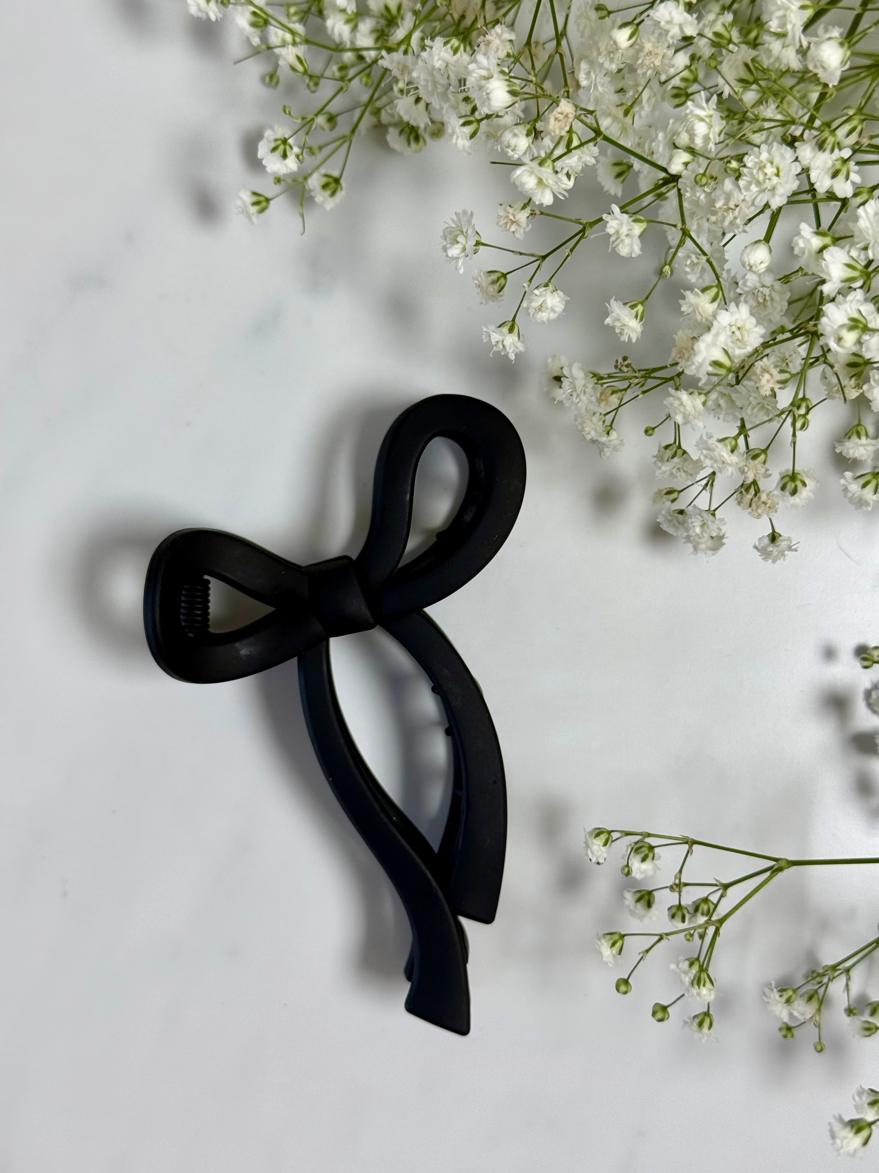 Black Bow Claw Clip